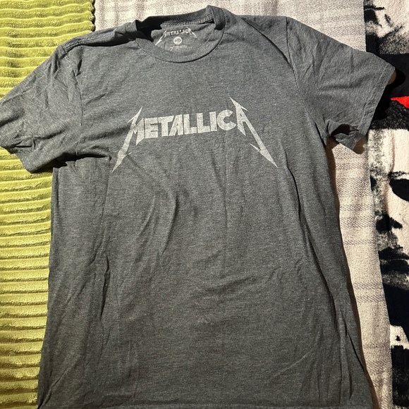 Plain Metallica Grey T-shirt - Picture 1 of 2